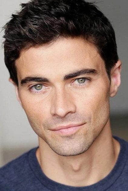 Matt Cohen - Actor Profile Photo