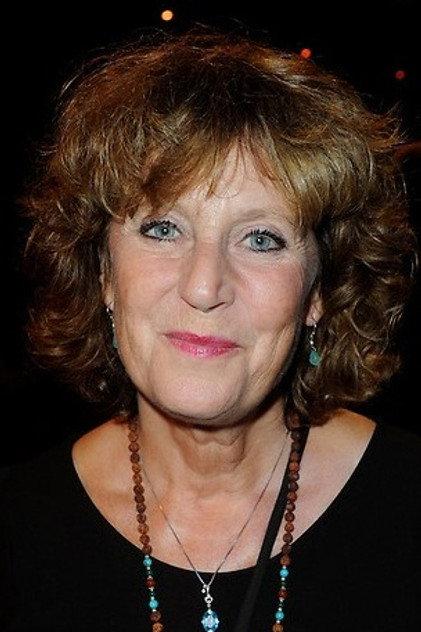 Adrienne Kleiweg - Actor Profile Photo