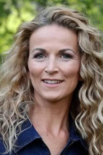 Ann Van den Broeck - Actor Profile Photo