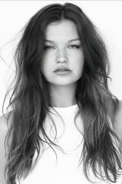 Meredith Hennessy - Actor Profile Photo
