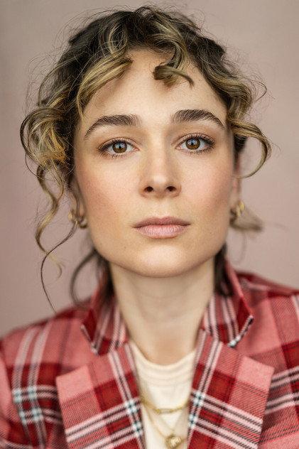 Phoebe Sparrow - Actor Profile Photo