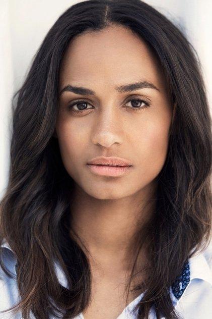 Nanna Blondell - Actor Profile Photo