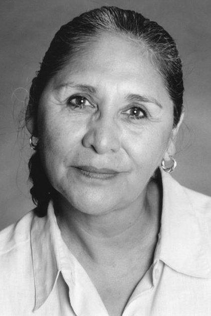 Julia Vera - Actor Profile Photo