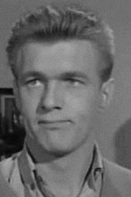 Tom Naylor - Actor Profile Photo