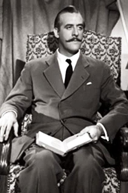 Adolfo Linvel - Actor Profile Photo