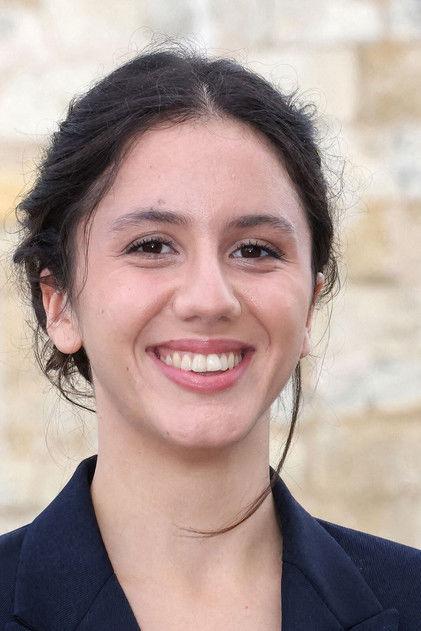 Anaïde Rozam - Actor Profile Photo