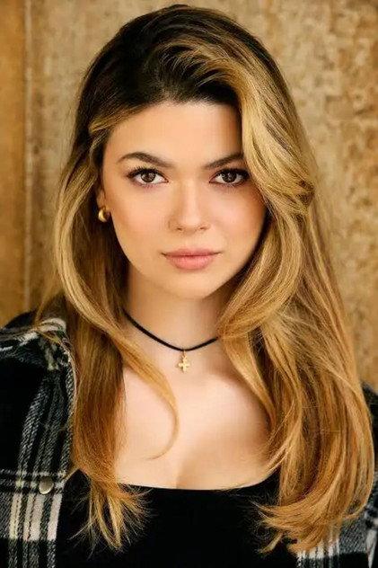Nikki Hahn - Actor Profile Photo