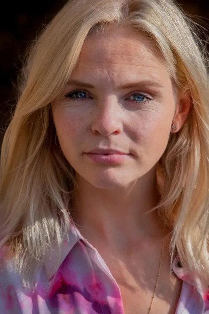 Charlotte Nijs - Actor Profile Photo