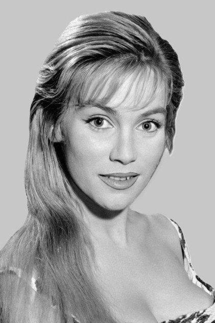 Estella Blain - Actor Profile Photo