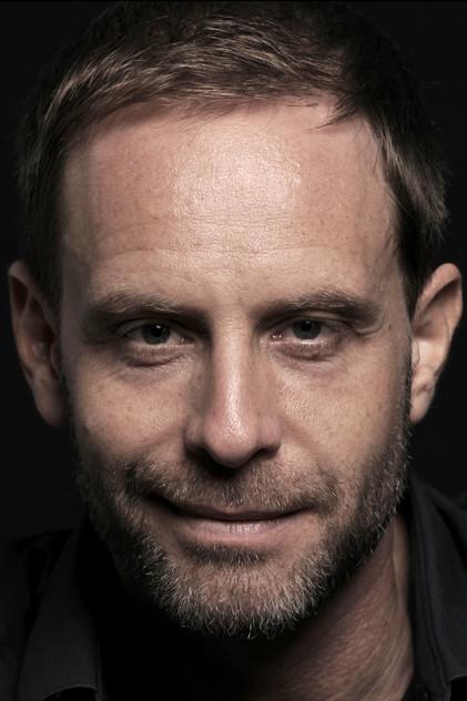 Julian Weigend - Actor Profile Photo