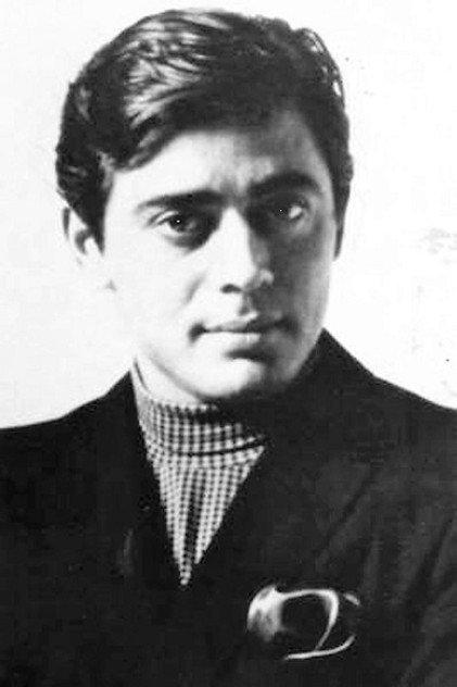 Victor Mohica - Actor Profile Photo