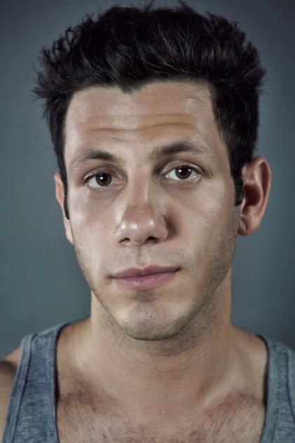 Maxx Hennard - Actor Profile Photo