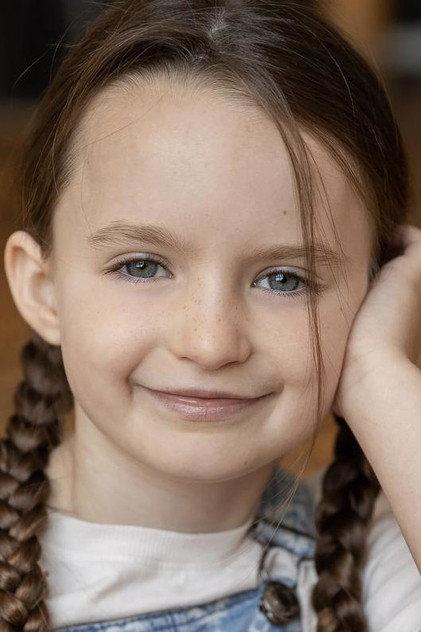 Simone Bellemare-Ledoux - Actor Profile Photo