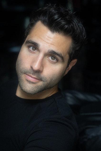 Arian Abadi - Actor Profile Photo