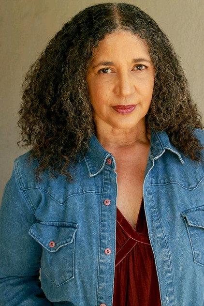 Lisa Dewitt - Actor Profile Photo