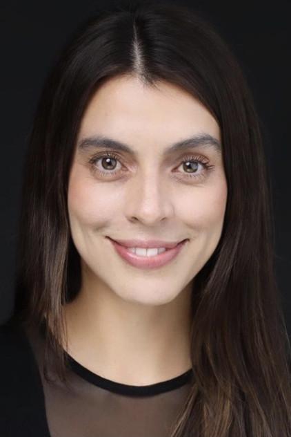 Astrid Romo - Actor Profile Photo