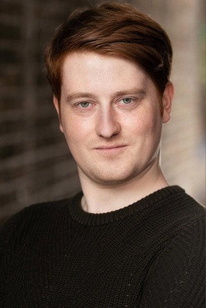 Andrew Hooper - Actor Profile Photo