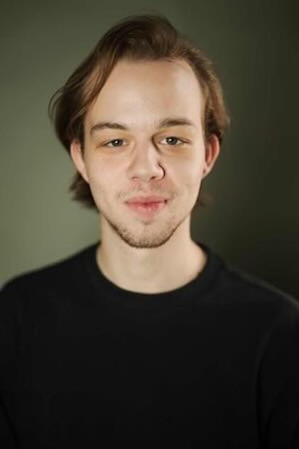 Lucas Booth - Actor Profile Photo