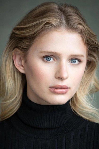 Alexandra Beaton - Actor Profile Photo