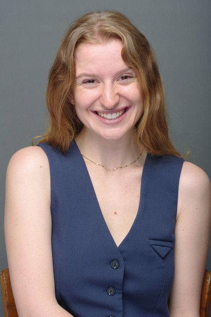Inès Brin - Actor Profile Photo