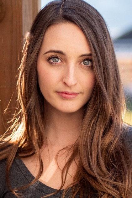 Zuzu Weingart - Actor Profile Photo