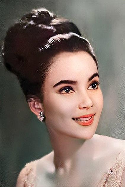 Amalia Fuentes - Actor Profile Photo