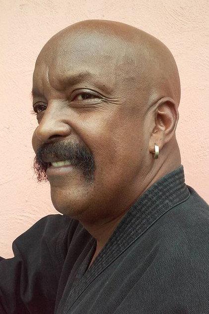 Julio Rasec - Actor Profile Photo