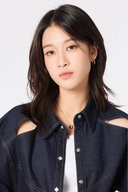 Srisirin Vichayasut - Actor Profile Photo