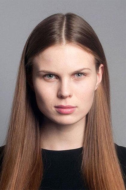 Aleksandra Revenko - Actor Profile Photo