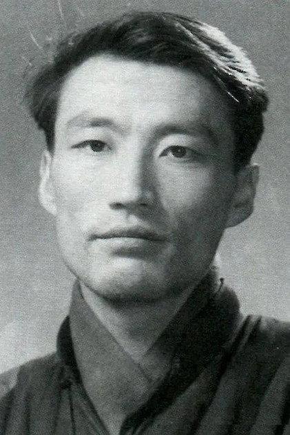 Yandong Xue - Actor Profile Photo