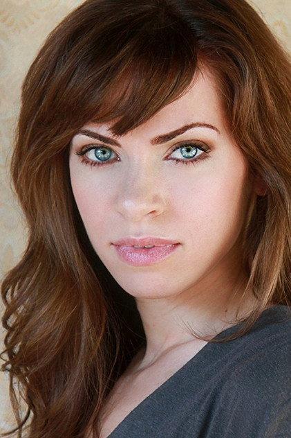 Lizzie Prestel - Actor Profile Photo