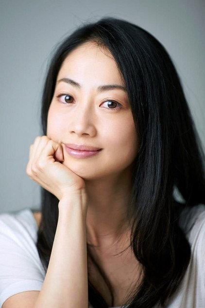 Mika Hijii - Actor Profile Photo