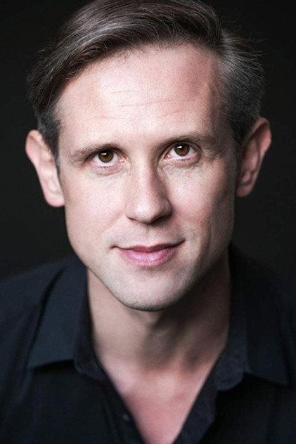 Ian Hallard - Actor Profile Photo