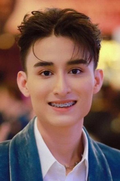 Chayanin Ratirungroj - Actor Profile Photo