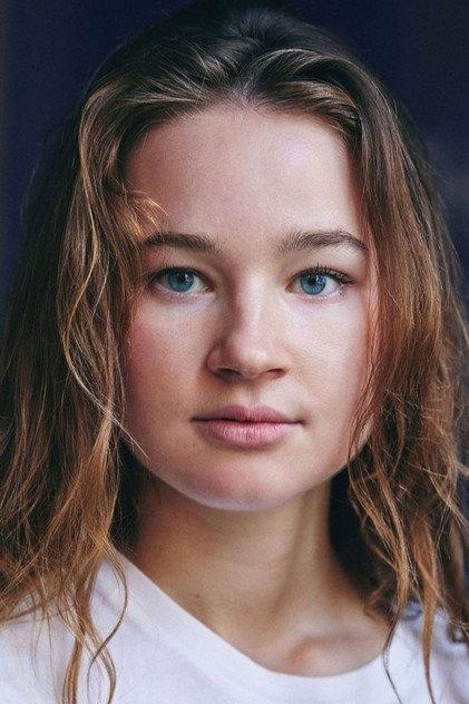 Lorna zu Solms - Actor Profile Photo