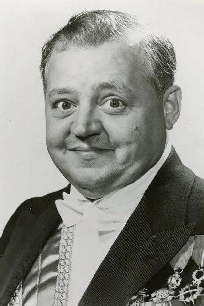 Iggie Wolfington - Actor Profile Photo