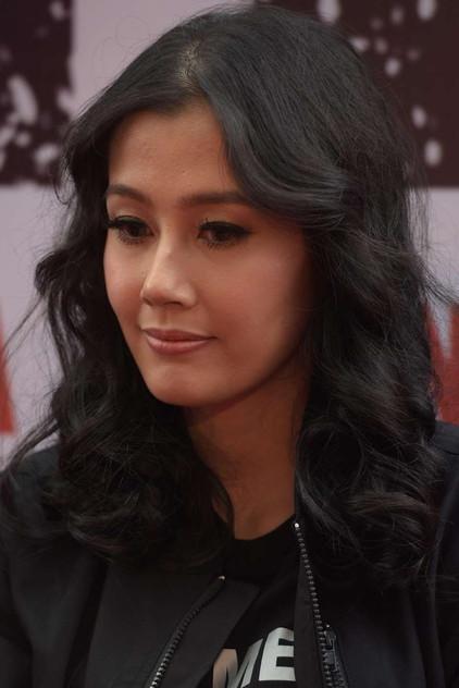 Ardina Rasti - Actor Profile Photo
