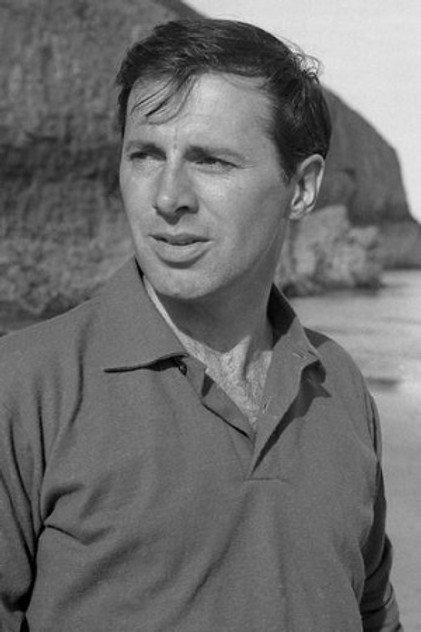 Peter Halliday - Actor Profile Photo
