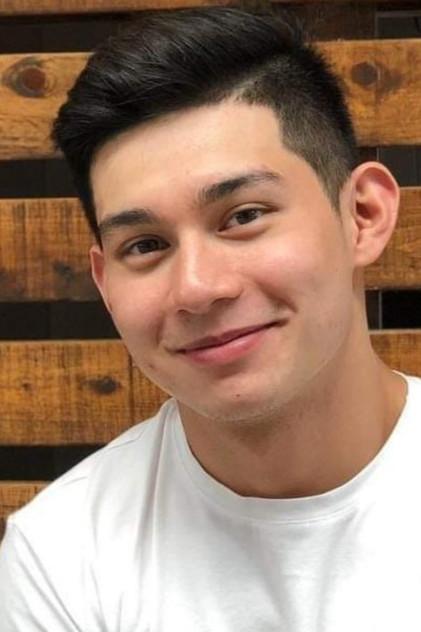 Fino Herrera - Actor Profile Photo