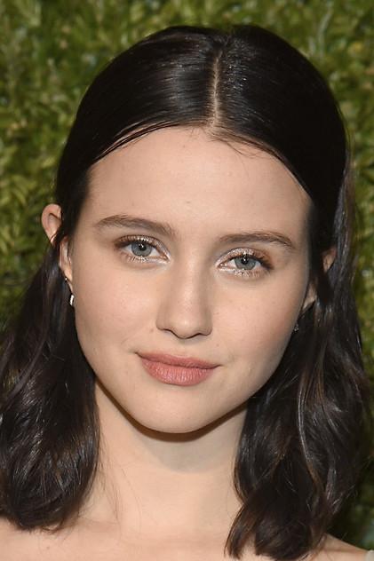 Julia Goldani Telles - Actor Profile Photo