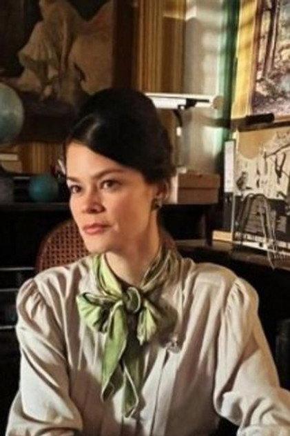 Erika Hidalgo - Actor Profile Photo
