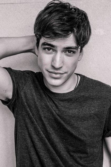 Agustín Sullivan - Actor Profile Photo