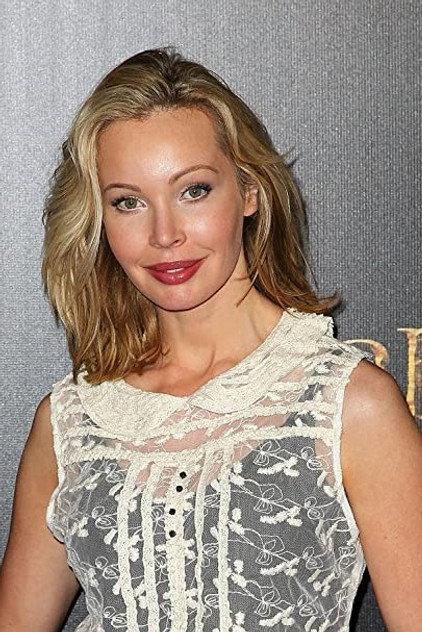 Kimberley Davies - Actor Profile Photo