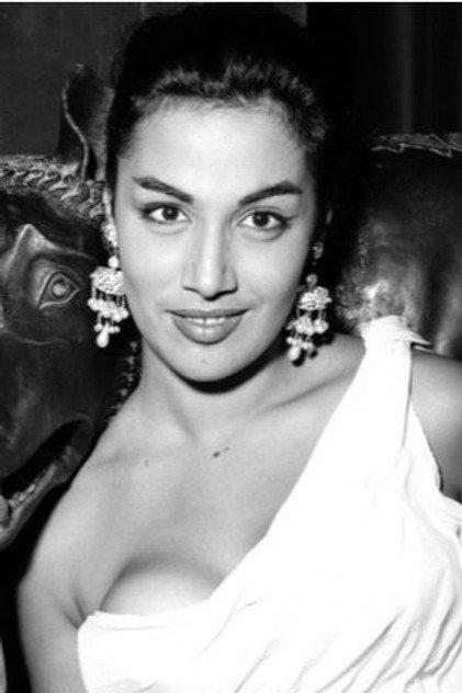 Angela Portaluri - Actor Profile Photo