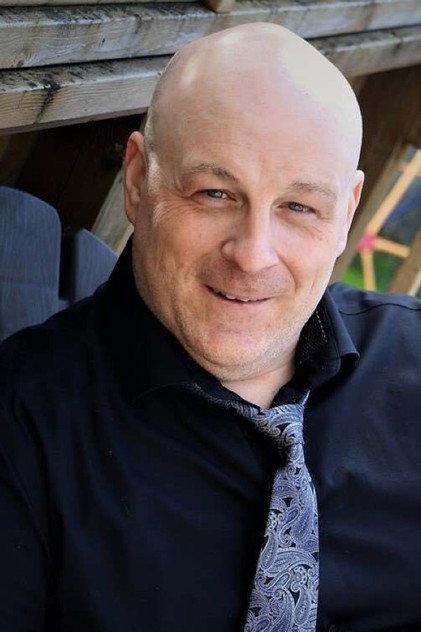Stephen Coombs - Actor Profile Photo
