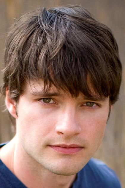 Nick Cornish - Actor Profile Photo