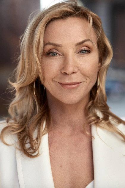 Caroline Chesworth - Actor Profile Photo