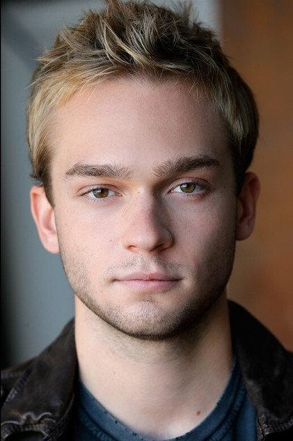 Devon Gearhart - Actor Profile Photo