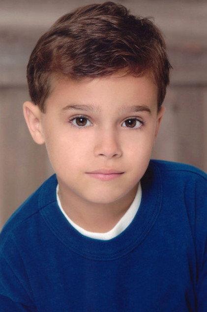 Hunter Clary - Actor Profile Photo