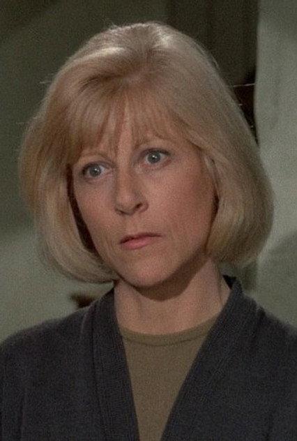 Eléonore Hirt - Actor Profile Photo